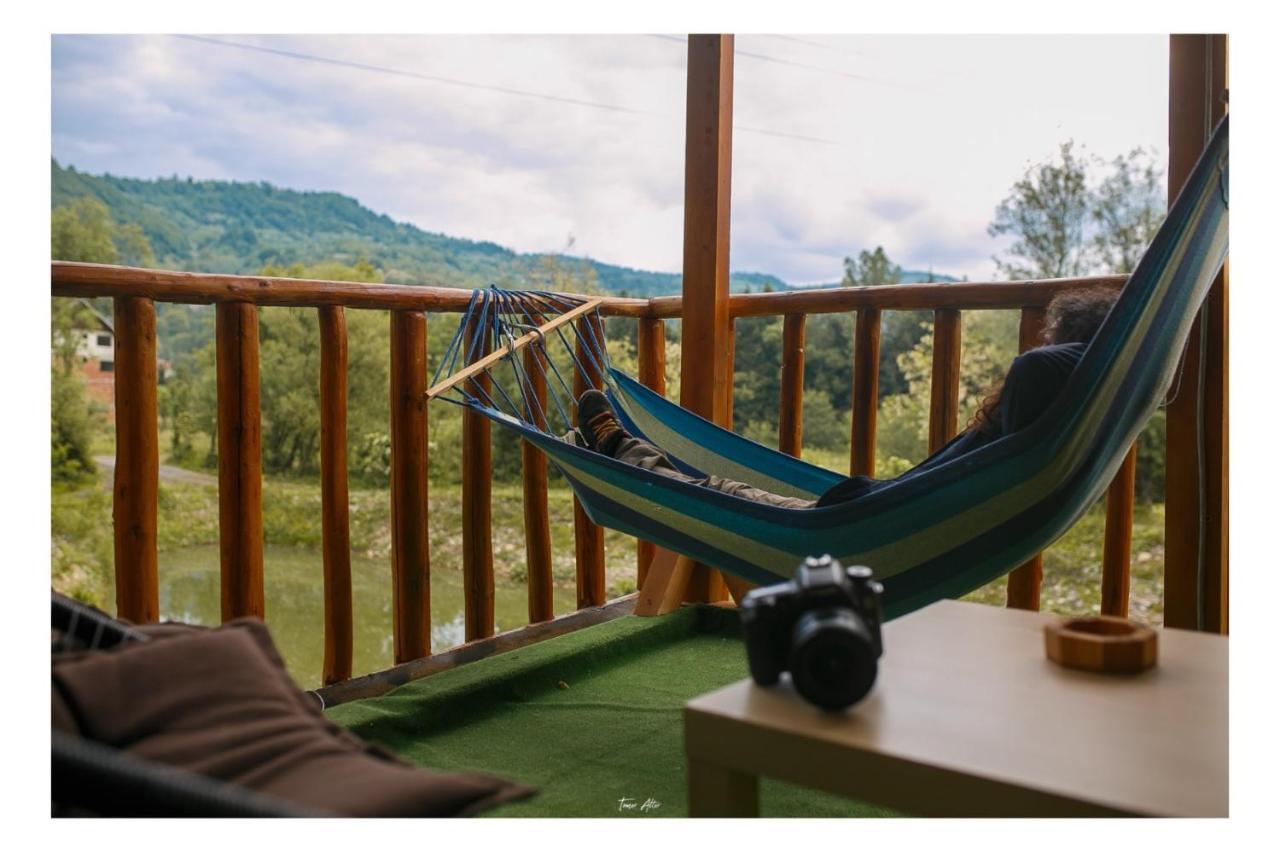 Cuibul Vulturilor - Casuta In Copac Villa Moisei Bagian luar foto